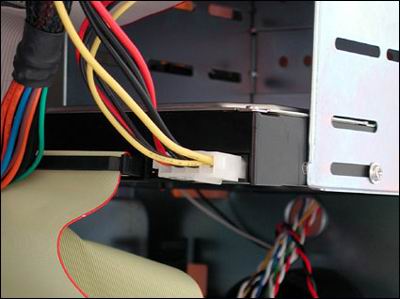 电脑DIY装机全程详细图解