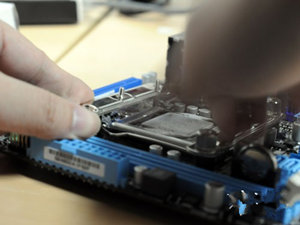 如何安装cpu散热器?如何安装cpu散热器 让你电脑装机不求人