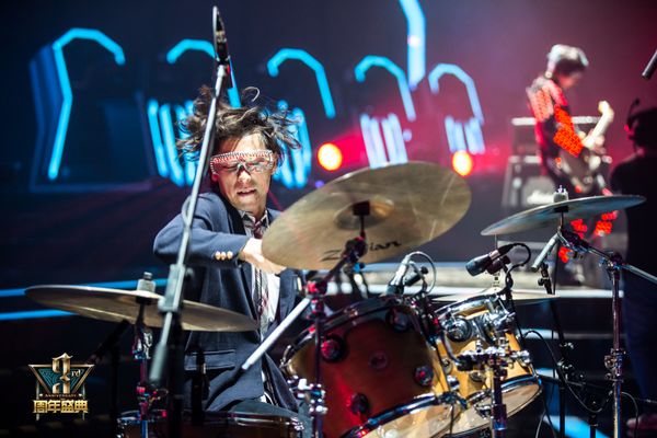 LOL全新品牌“Hi 德玛西亚”推出 中国3支队出征S4总决赛