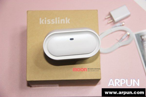 最简单智能路由器 kisslink路由器开箱图赏kisslink路由器顶部图片