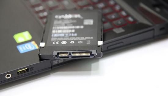 ����DIYװ����֪��SSD�ӿ�װ�������� ����SSD��Щ�ӿ���Ҫ��