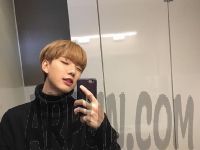 qq男生韩系帅气头像arpun.com个性网 你还是放不下忘不掉