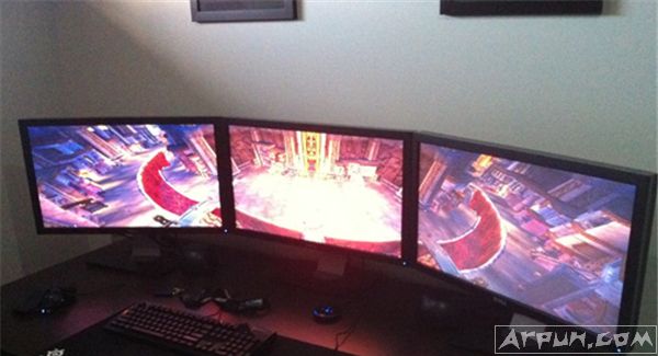 显示器对游戏影响很大,如:魔兽世界