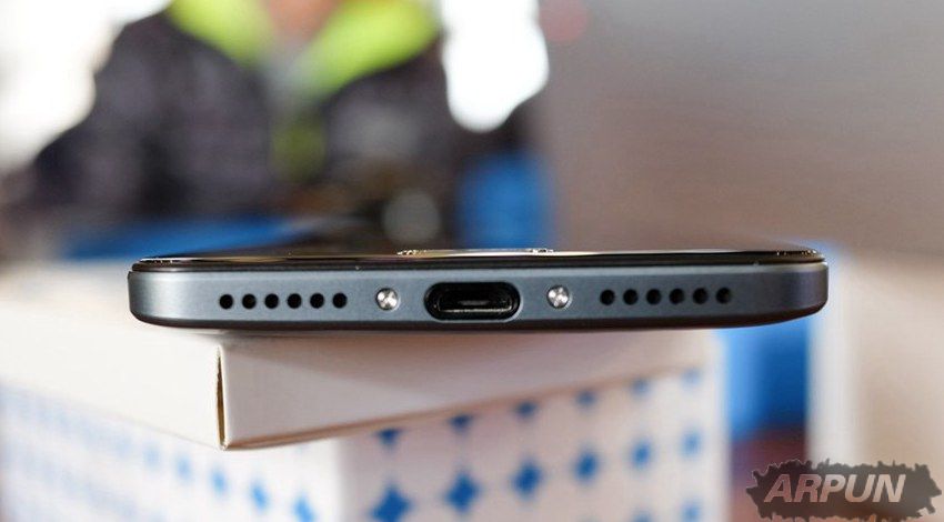 中兴BladeV8怎么样好看吗?中兴BladeV8真机图赏国民双摄手机 中兴Blade V8开箱图赏(3/12)