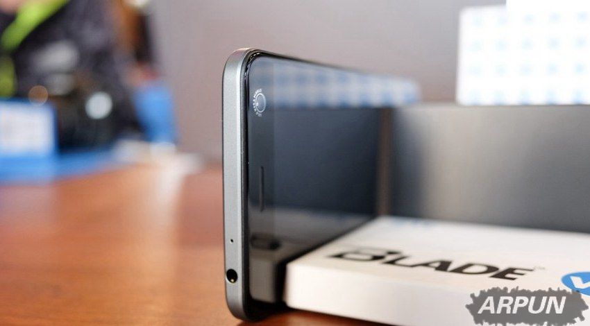 中兴BladeV8怎么样好看吗?中兴BladeV8真机图赏国民双摄手机 中兴Blade V8开箱图赏(11/12)