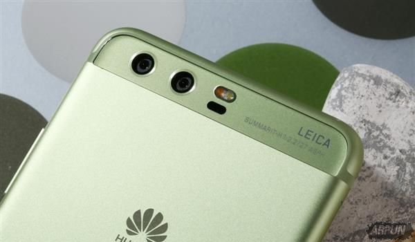 ��Ϊp10��ɫ����Щ����Ϊp10����ɫ�Ͳ�ľ��ͼ�ͱ������ʣ���ΪP10�ƹ�ľ������ɫ�����������