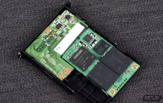 SSD移动硬盘和USB3.1的速度一样快吗06-1