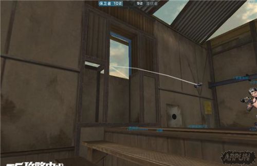 《CF》团队竞技练兵场中的丢雷技巧