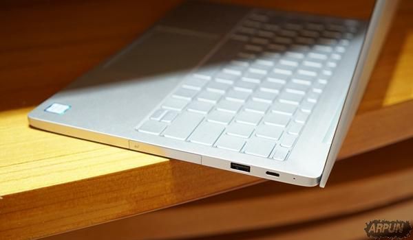 小米笔记本4G版怎么样?小米笔记本4G版体验评测评小米笔记本4G版:能改变用户习惯?这个锅得移动来背