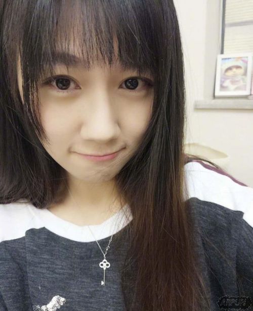 小苍:和大哥“开房”是假的 我们的关系非常纯洁