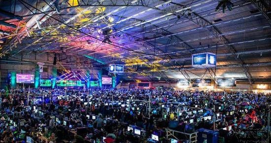 世界最大网吧:20000+台电脑!集体开黑场面壮观世界最大网吧