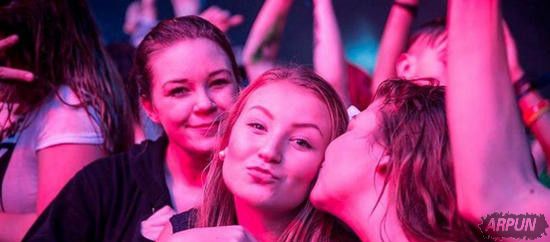 世界最大网吧:20000+台电脑!集体开黑场面壮观世界最大网吧