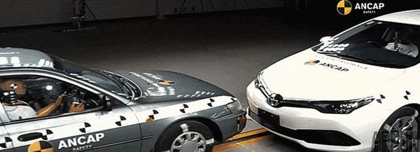 日系车是纸糊的?看了这个实验你会被打脸的!