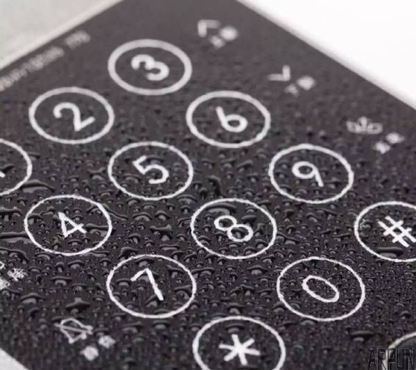 我曾经是个王者!”“呵呵,你现在只是被打了农药的loser!”