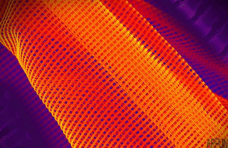 ���µ�͸����������ܹ��ı��������Ӳ�ҵ