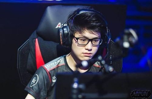 LOL战队估值:EDG1500万 SKT达4亿