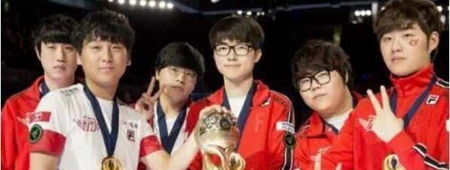 SKT冠军皮肤偷跑版曝光 Faker竟然还是选择了她