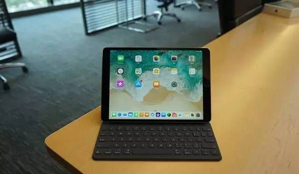 10.5��iPad Pro�׷����⣺�ƽ�ߴ������������
