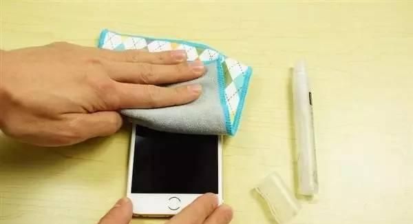 几个使用iPhone的坏习惯,最后一个大部分人都有